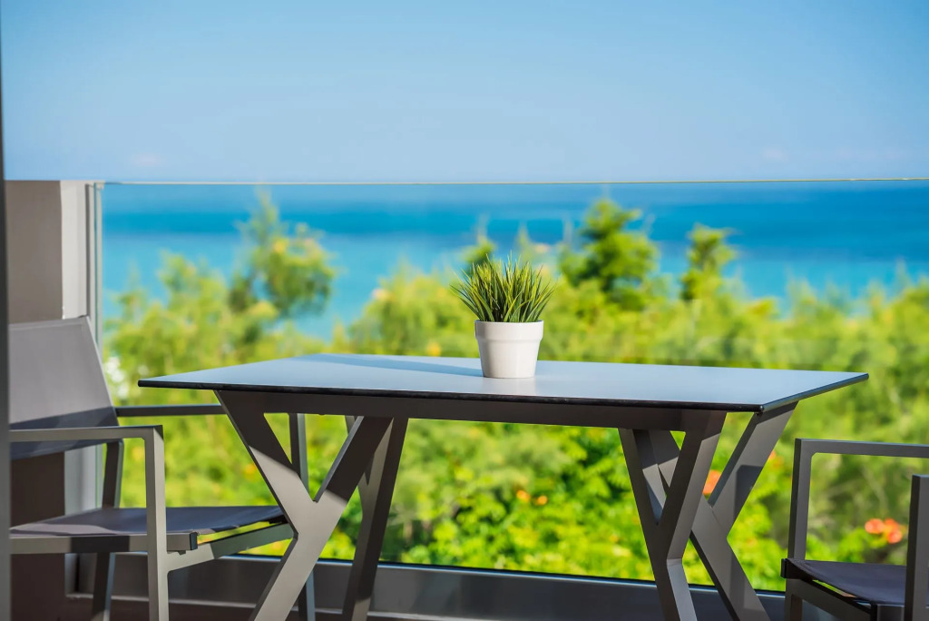 Fiore Beach Studios