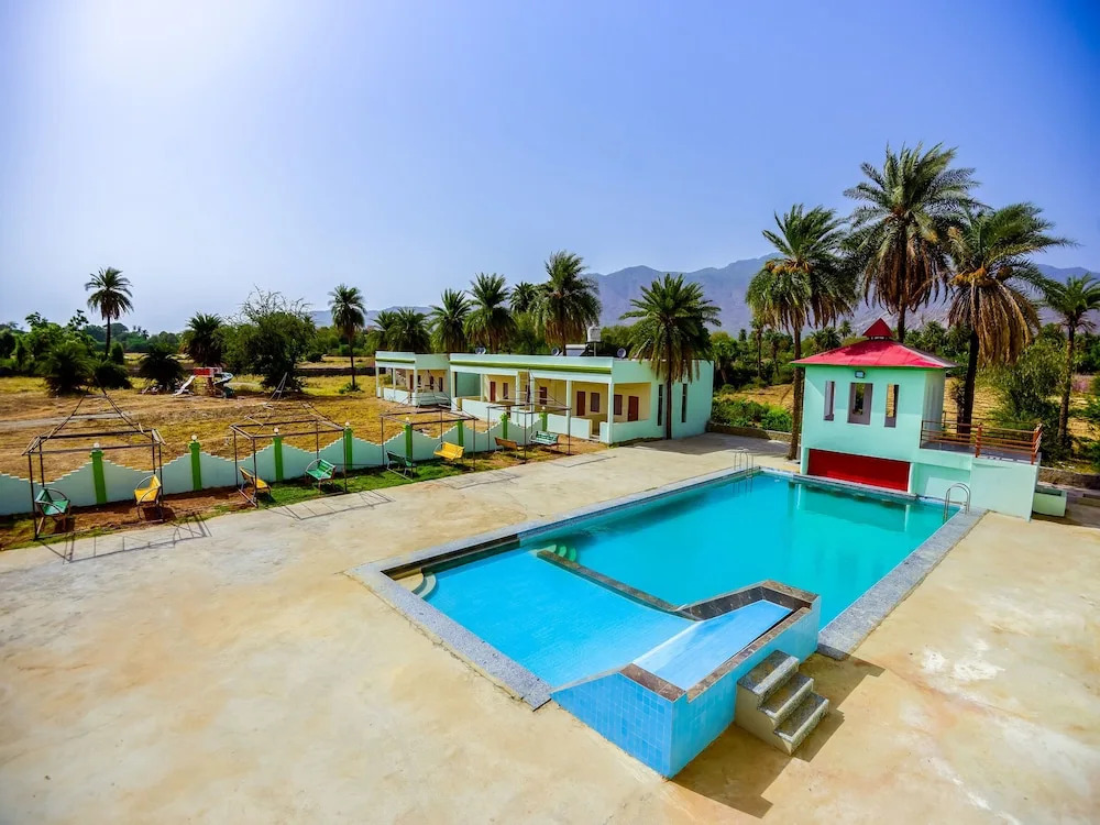 OYO 13911 Shyam Sundri Resort