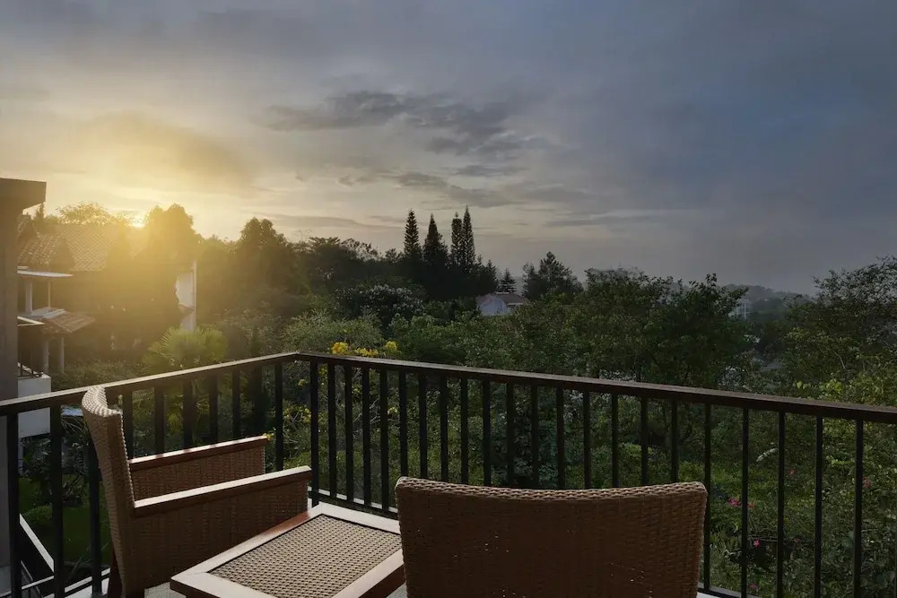Ohara City View Villa 5 Bedrooms With a Private Heated Swimming Pool and a Billiard Table