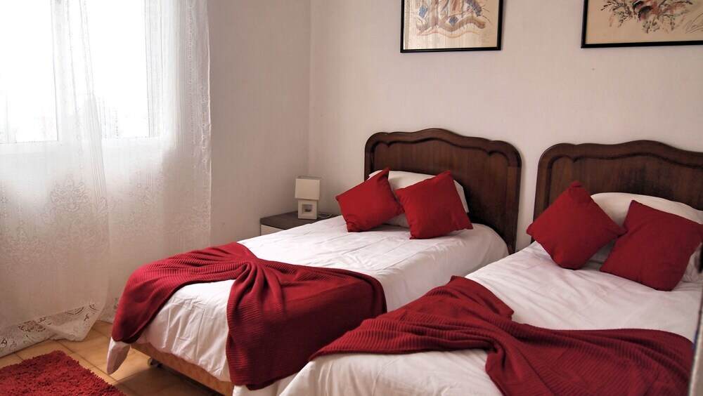 Spacious Family Villa Only 200M From The Golden Beach Villa Mary
