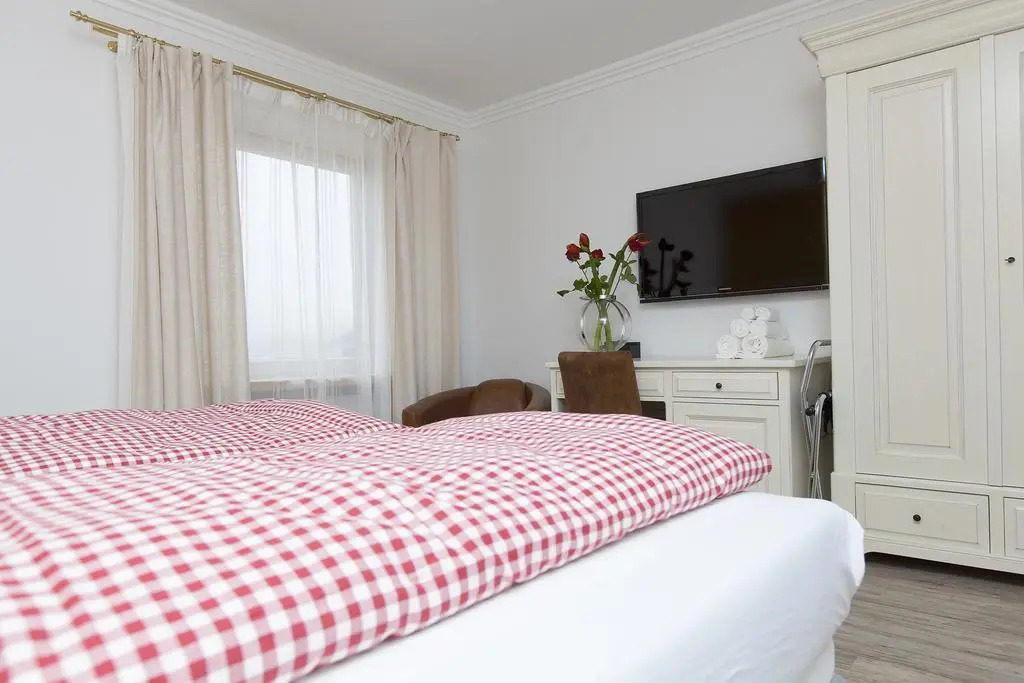 Alpinhotel INzeller