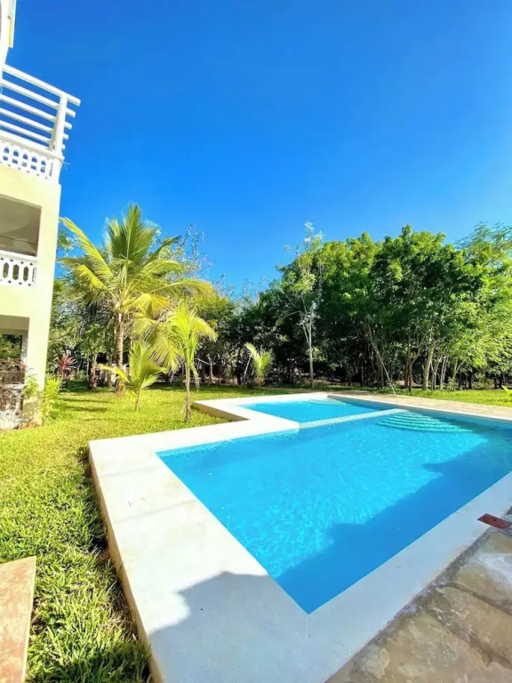 Silent Palms Villa