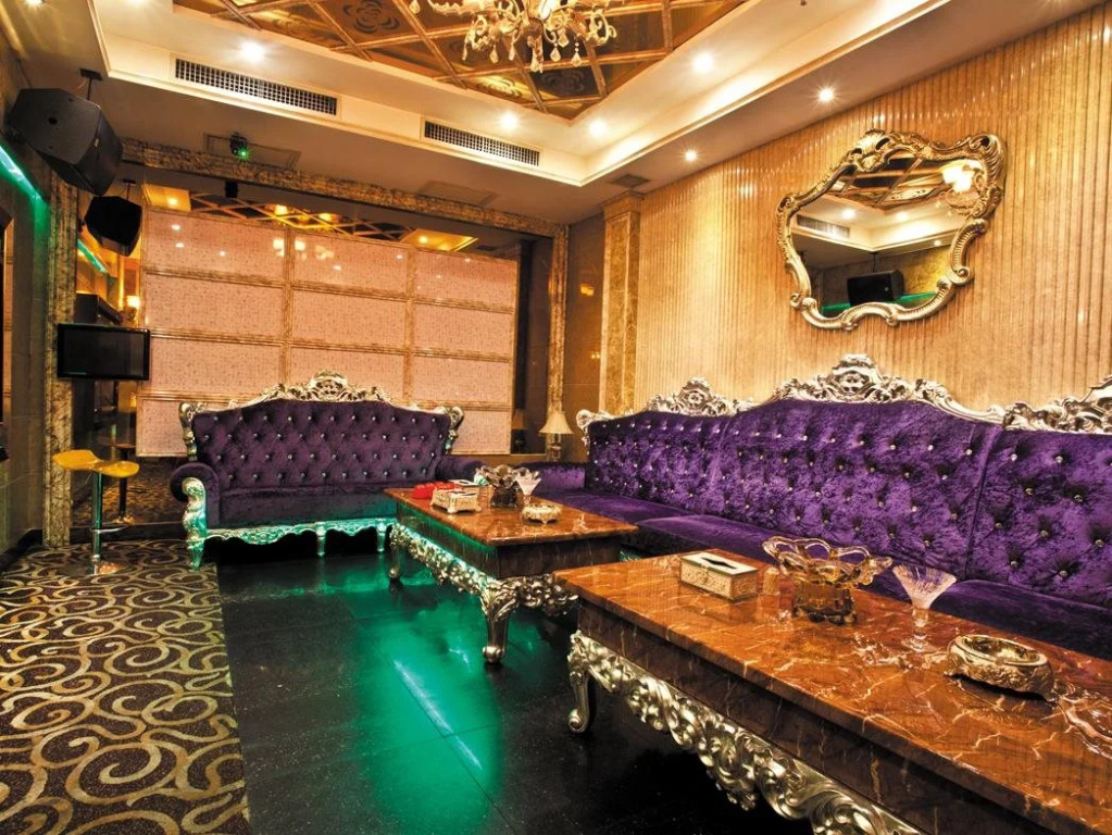 Zixin Hotel