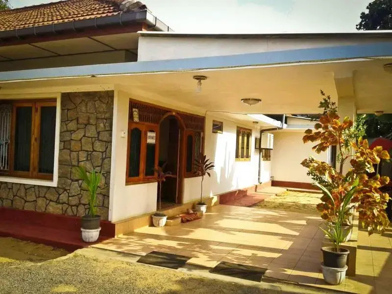 Green star villa