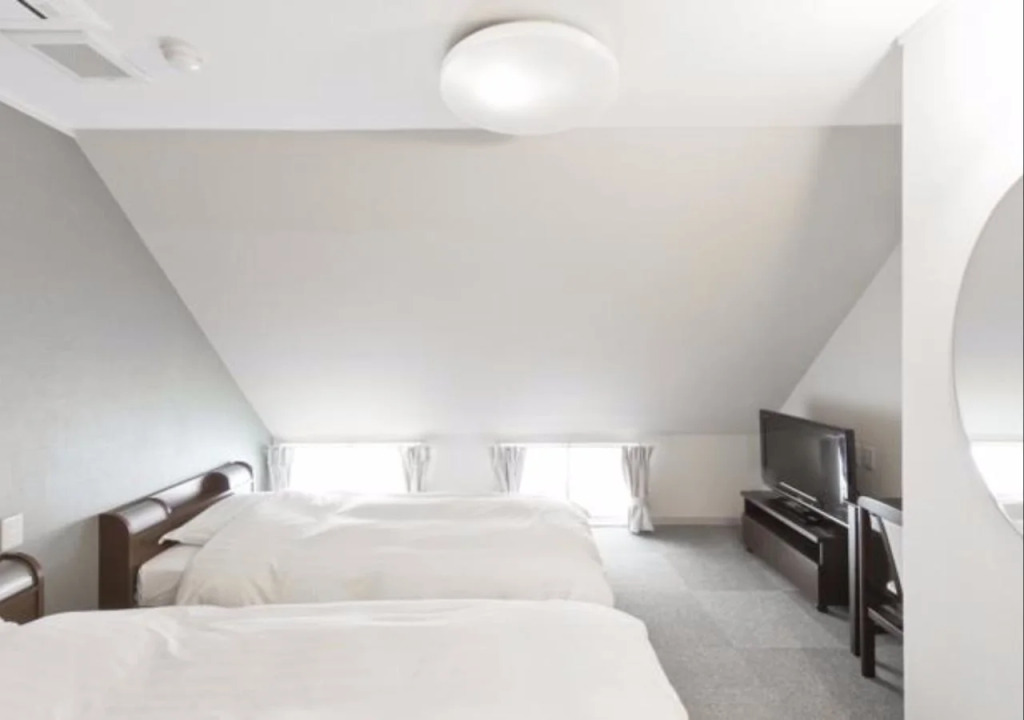 The Shin-Okubo International Hotel