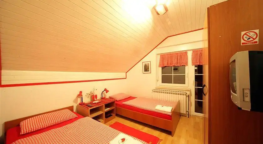 Rooms Crvendać