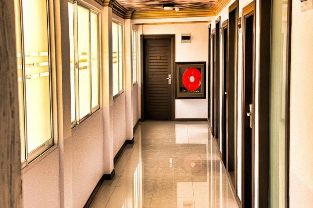 Ceylon City Hotel, Colombo