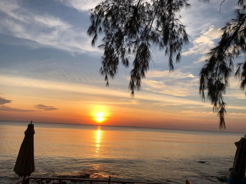 Camia Resort & Spa