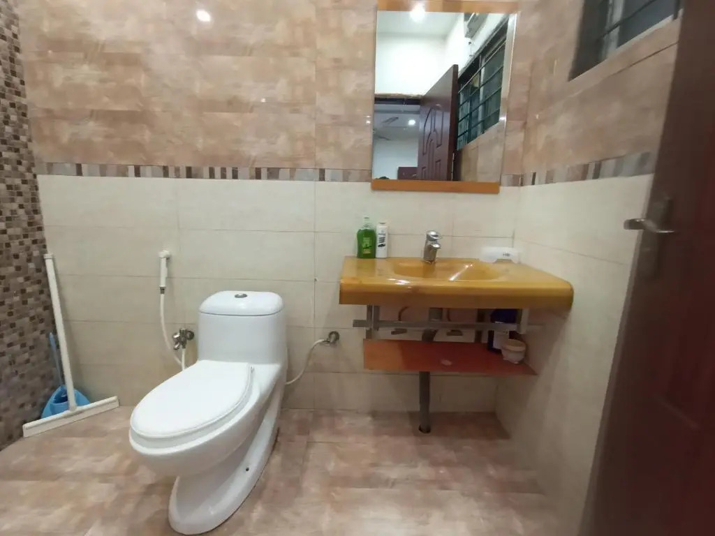 2BR Fully Furnished Modern House at Prime Location