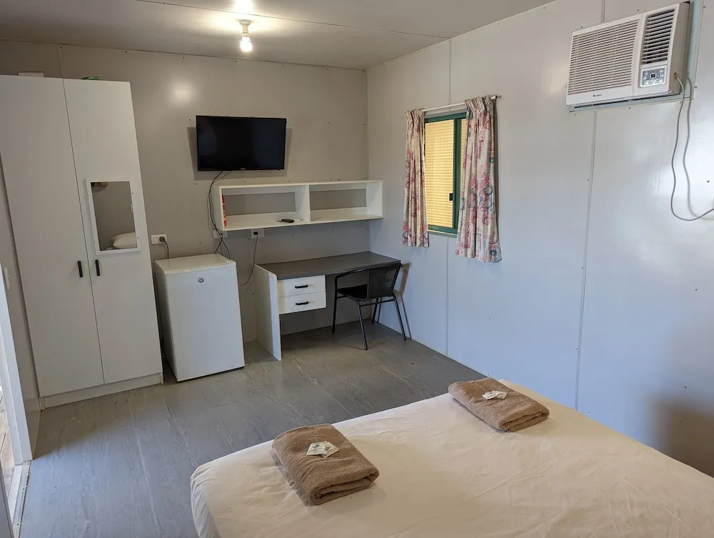 Outback Adventures Backpackers