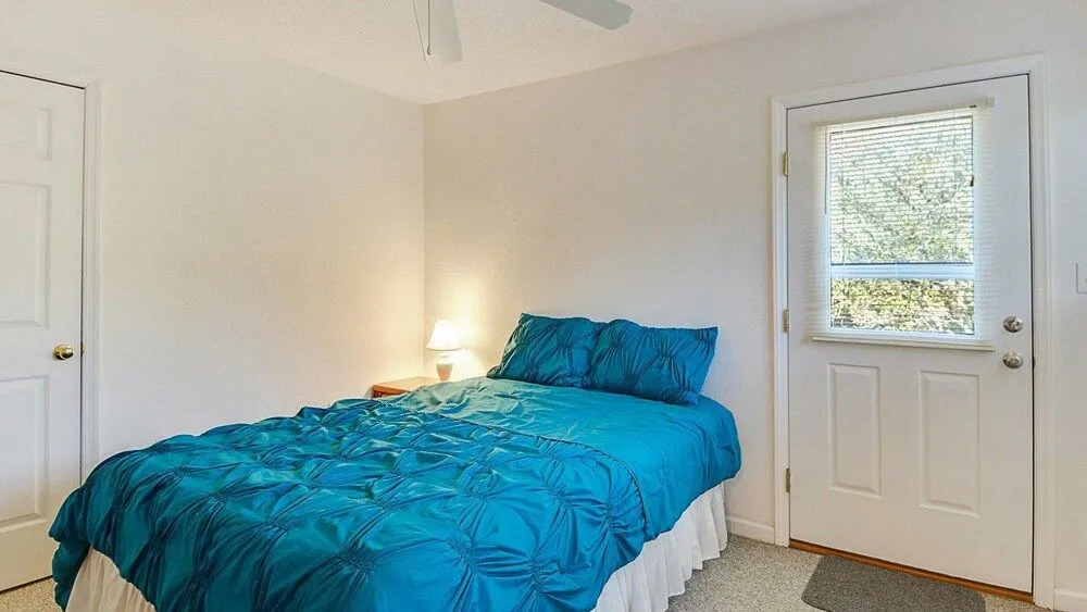 The T House - 5 Br Home