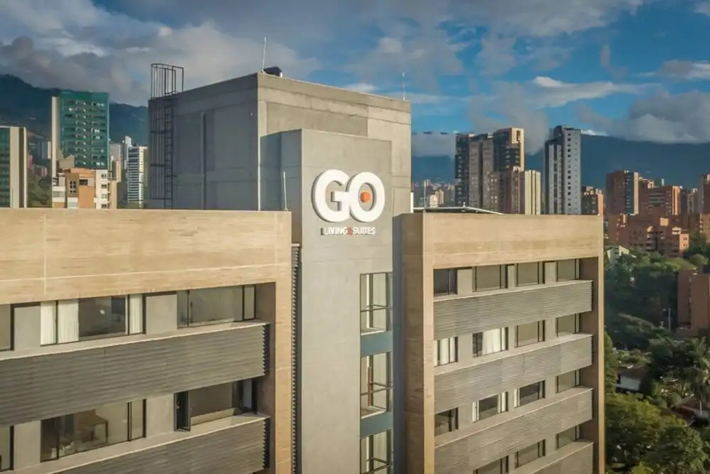 Go Living Suites - 703