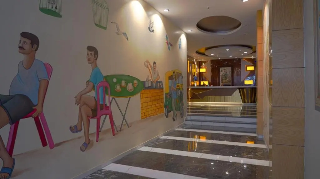 Hotel All Iz Well - Just a min away from New Delhi Railway Station