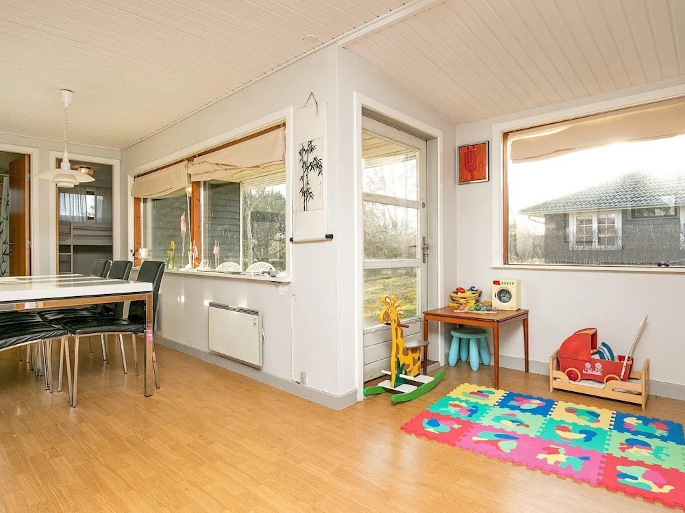 Pleasant Holiday Home in Rødby With Roofed Terrace