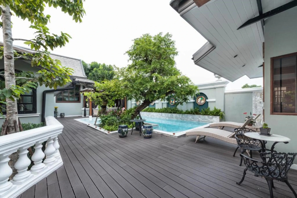 V heritage villa chiangmai