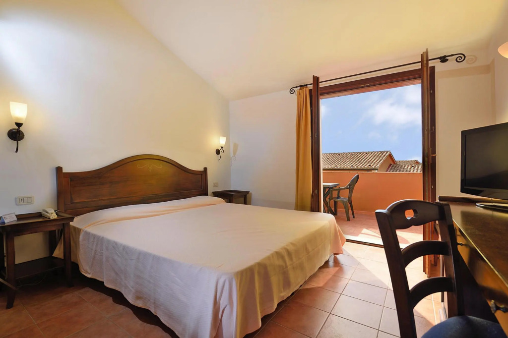 Apartment in Magliano with bar