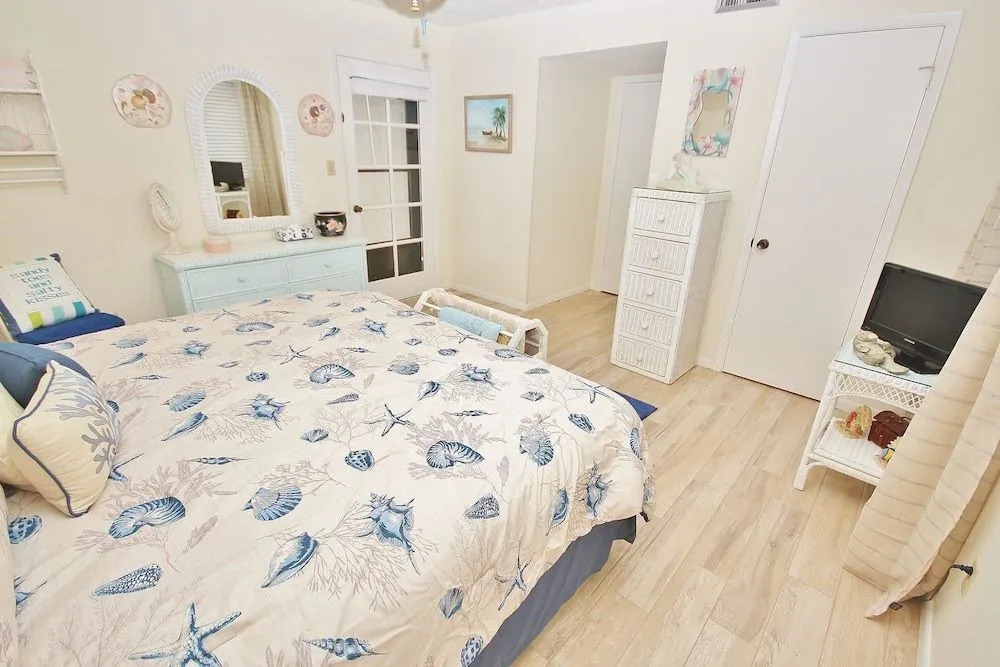 Sea Coast Gardens II 415 Apartment 1