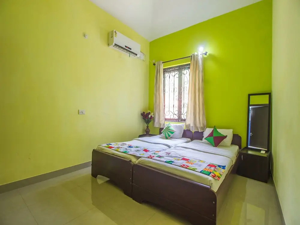 OYO 18864 Home Pool View 3BHK Villa Sangolda