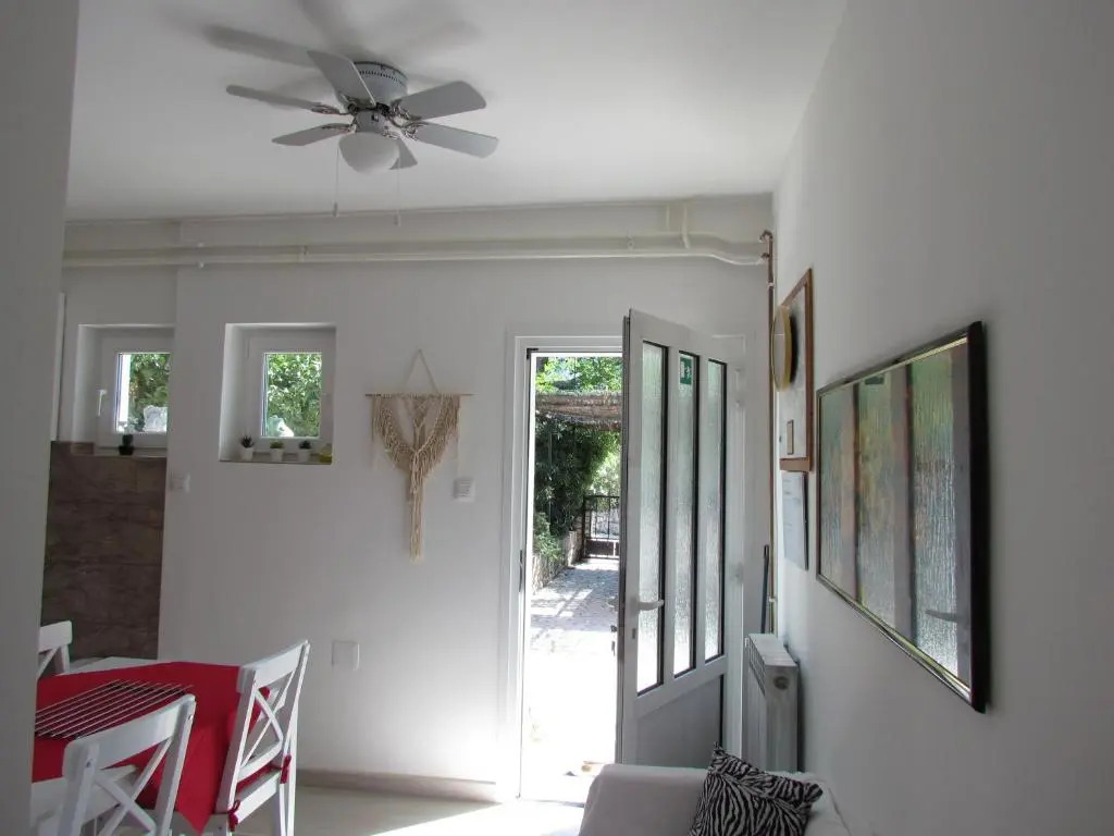 Apartments Bura & Jugo, Cres, without stress