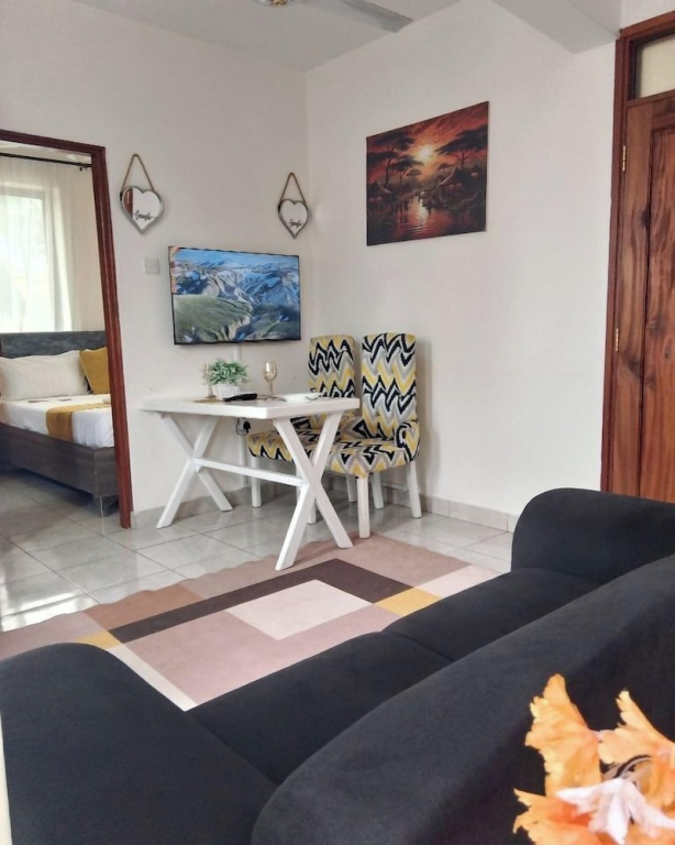 White Palms Apartment Bamburi