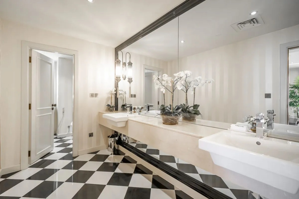 Marvelous apt. with stunning views in JBR