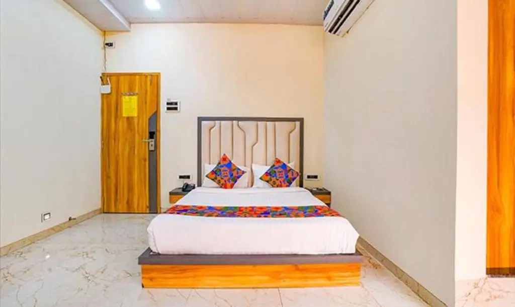 Capital O 62560 Hotel Zaid International