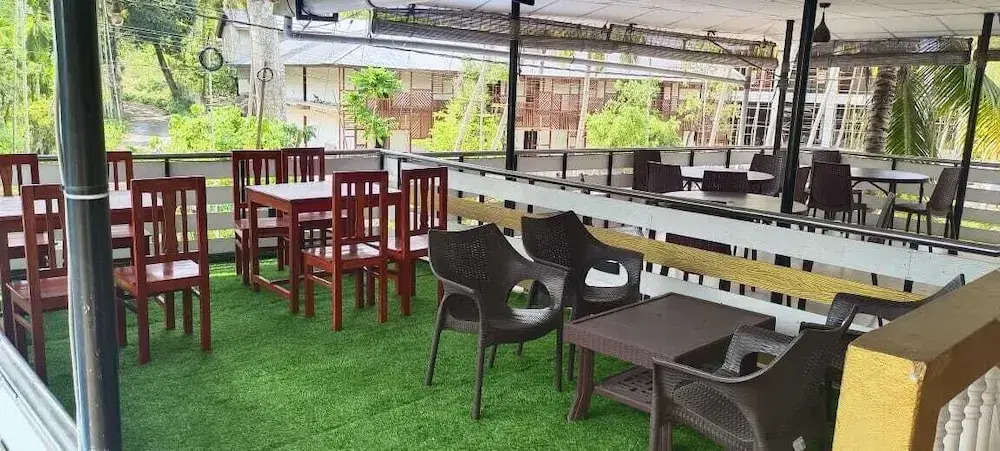 White Pearl Home Stay