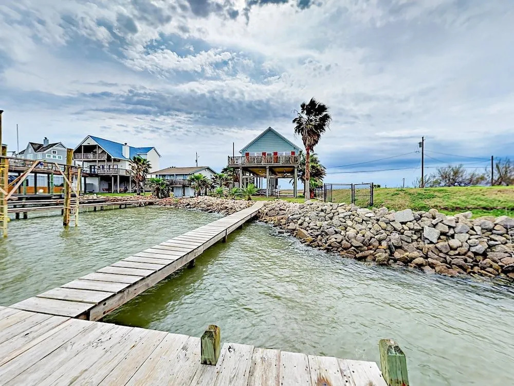 Galveston Sportsman Road Beach House by RedAwning