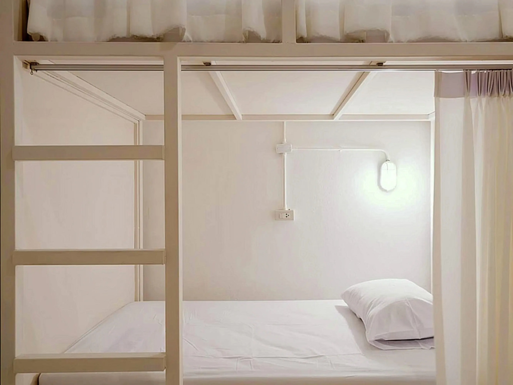 Hao Hostel Phuket