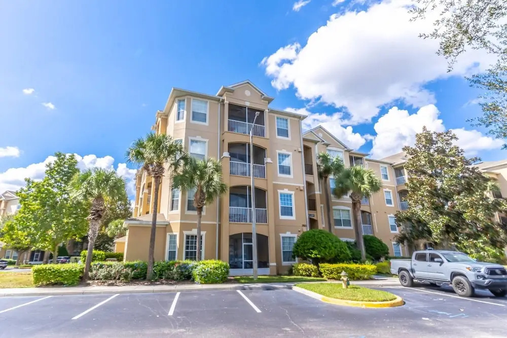 2788 Windsor Hills