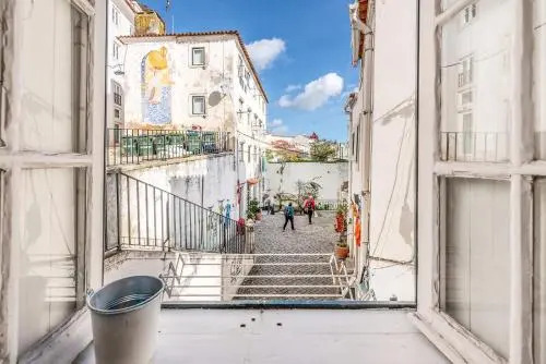 Bright Historical Apartment