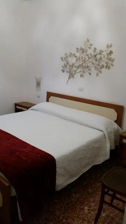 Termini Station apartment AI DUE CORTILI presso le mura aureliane