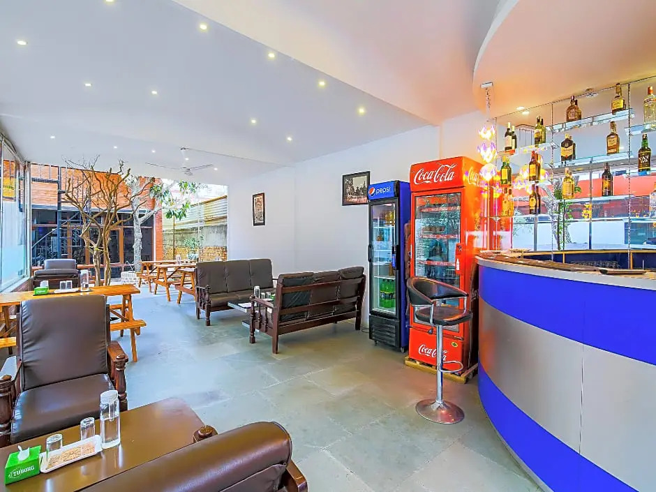 OYO 352 Hotel Konark Inn