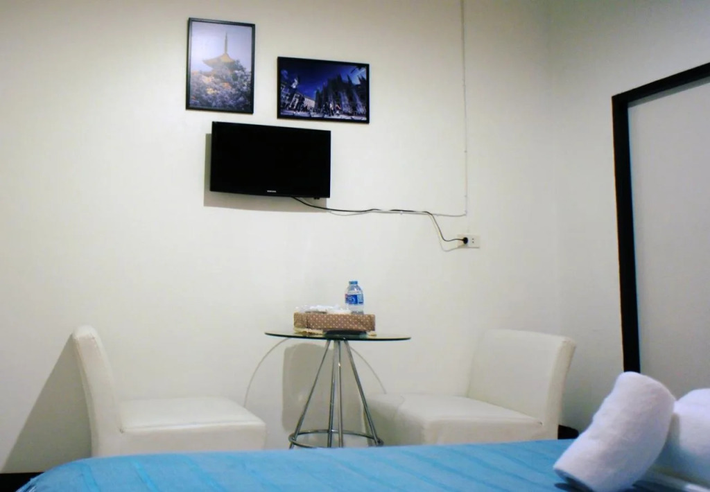 Nap Box Hostel