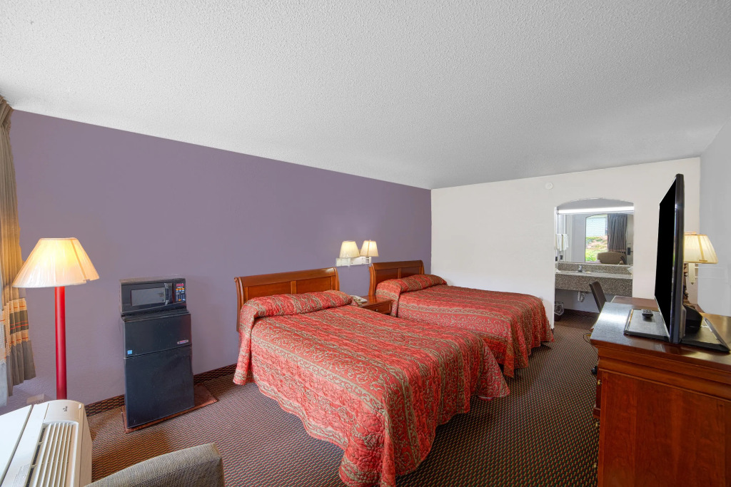 Masters Inn Selma Smithfield I-95 By OYO