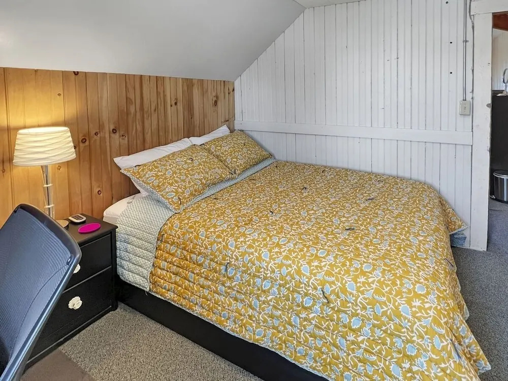 Sea Esta 4 Bedroom Cottage by RedAwning