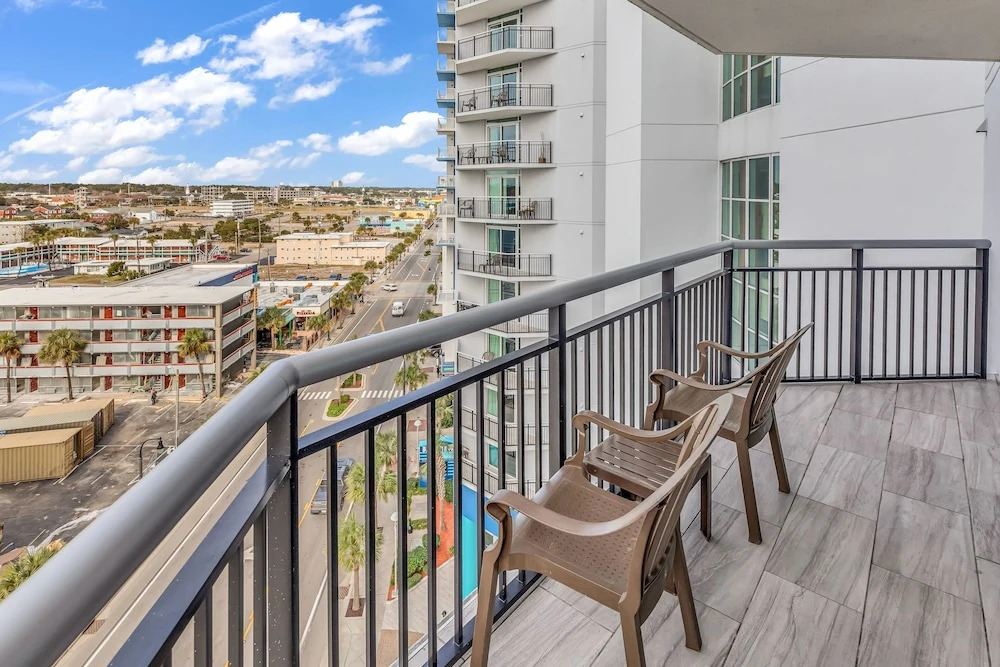 Bayview Signature Condos
