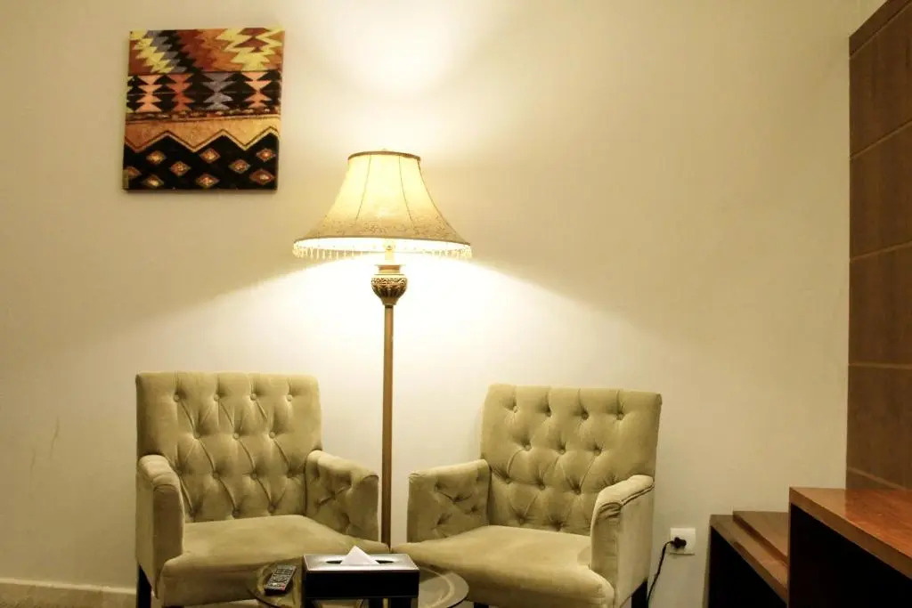 Business Inn Tahlia Hotel