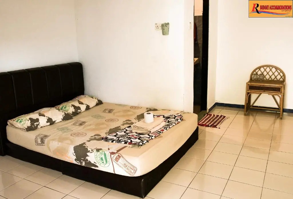 RL Budget Rooms