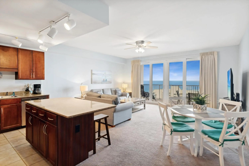 Laketown Wharf Beach Resort