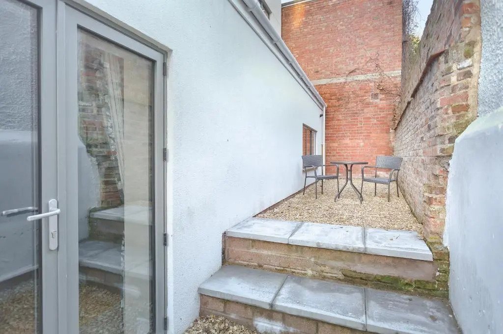 Stylish Modern City Centre Apartment