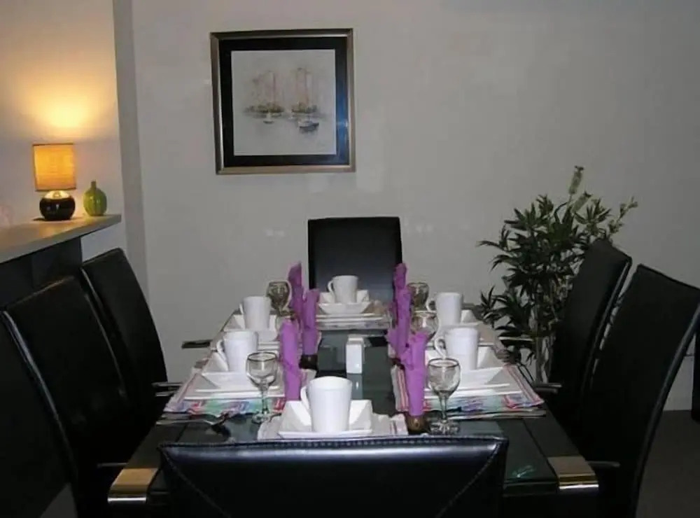 Insaa Serviced Apartments Dandenong