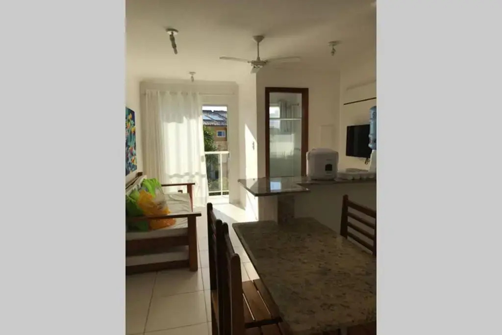 Apartamento no condomínio Mont Carmelo a 150 metros do mar