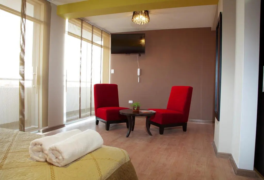 Plaza Sur Hotel & Suites