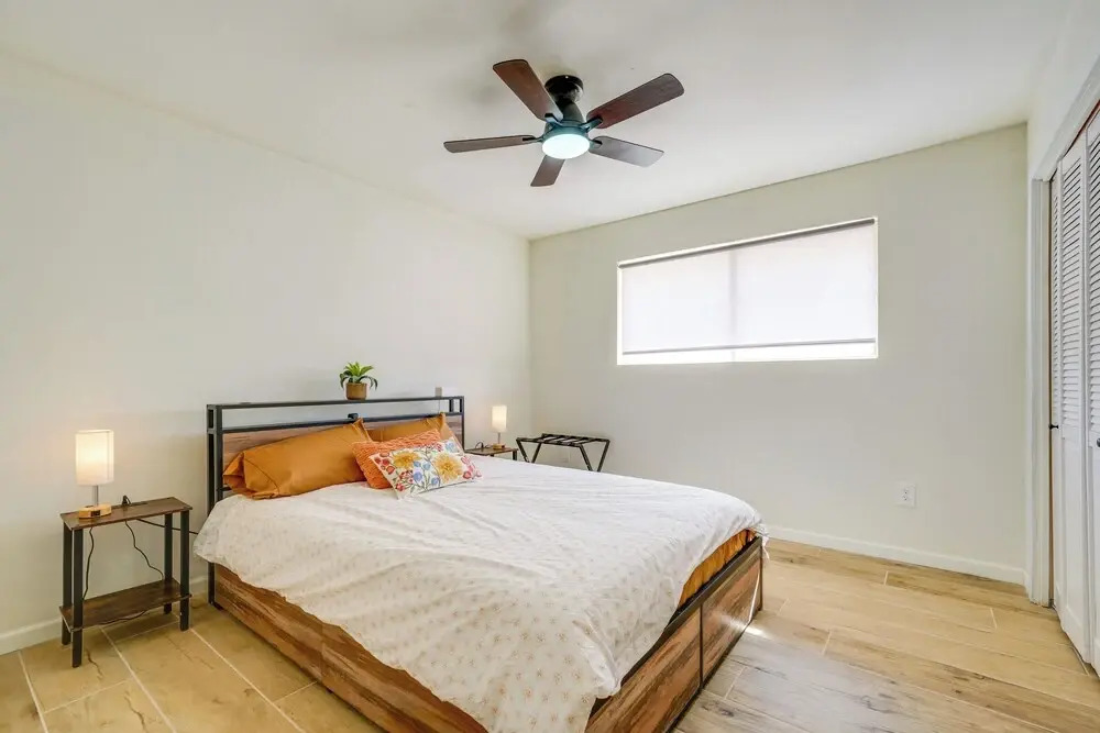 Fire Pit & Games: Family-friendly Retreat in Mesa!