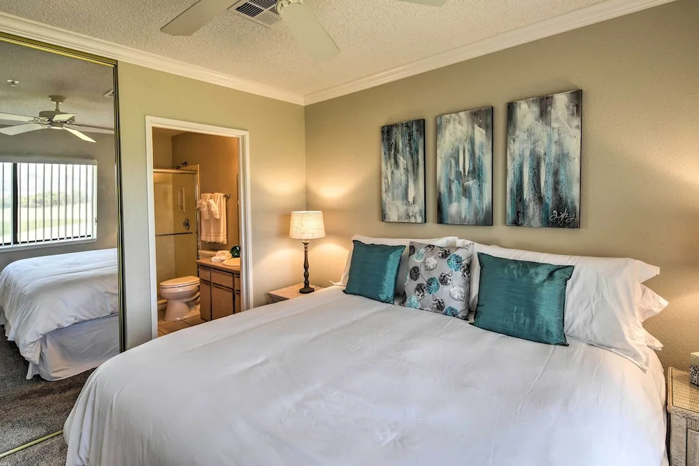 Lake Havasu Getaway w/ Golf Course & Lake Views!