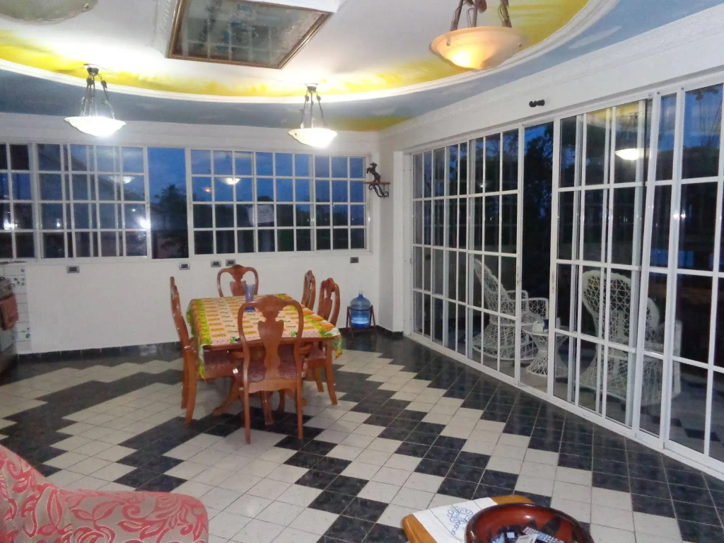 RIG Hostel Boca Chica Back Packer