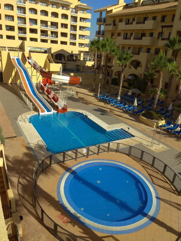 Serena Golf Apartamentos