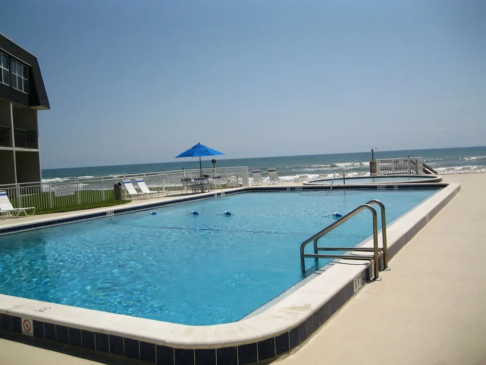 219 Surfside - 2 Br Condo