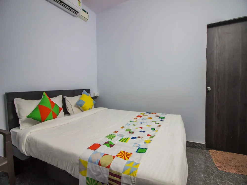 OYO 13298 Home Luxurious Studio Calangute